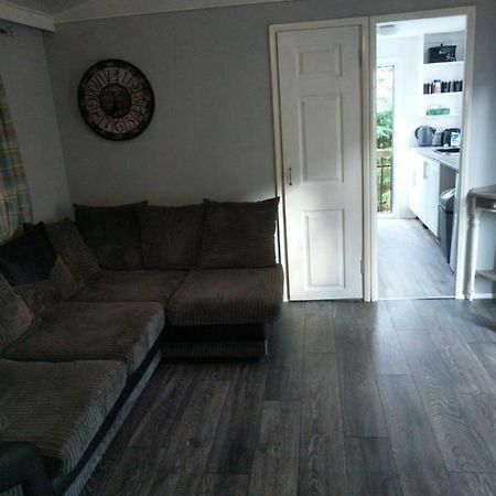 Tarrareoch Guest House Bathgate Kültér fotó